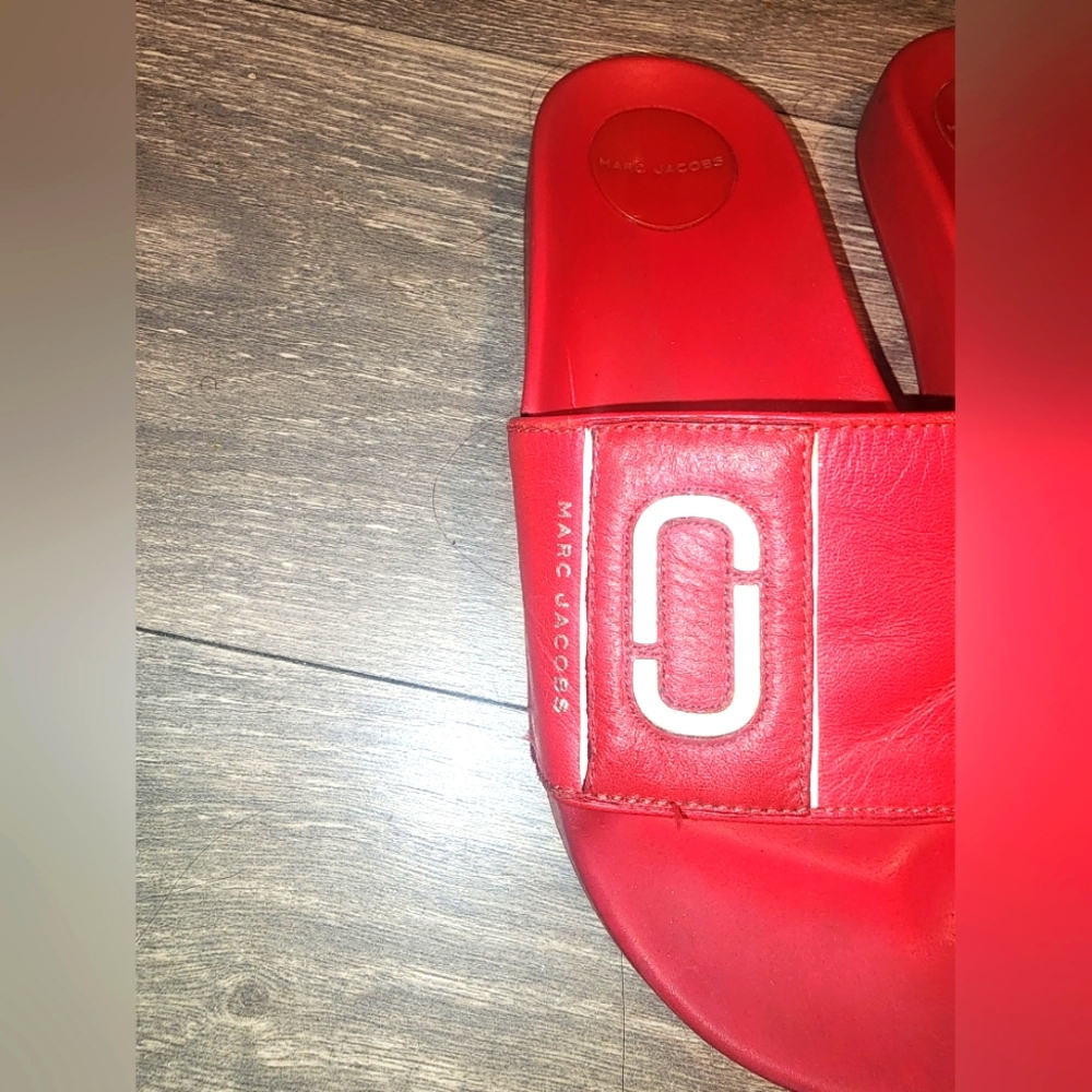 Marc Jacob slides - Picture 2 of 8